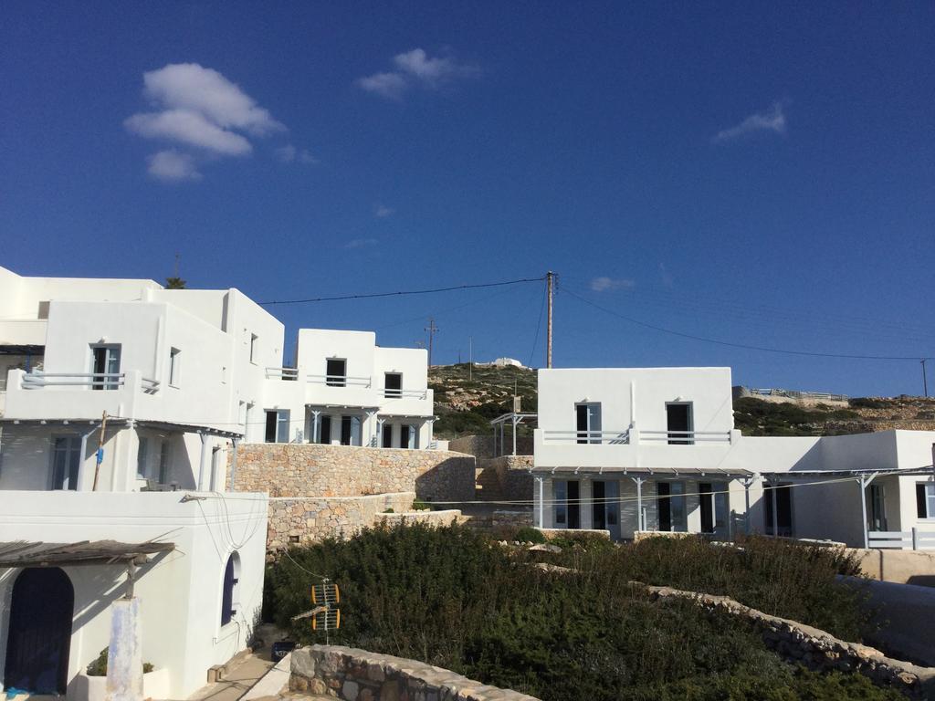 Makares Aparthotel Donoussa Exterior photo