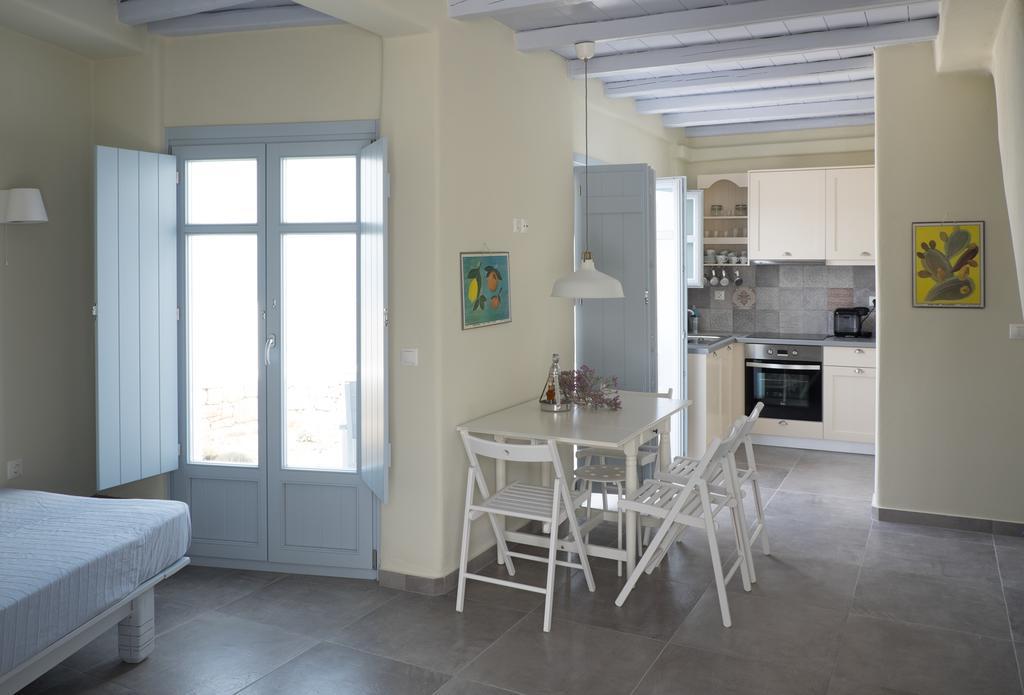 Makares Aparthotel Donoussa Room photo